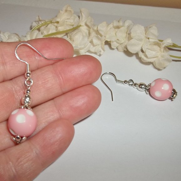 Pink and White Polka Dot Earring Handmade Set Retro Vibe Feminine Beaded 5246 - Picture 6 of 8